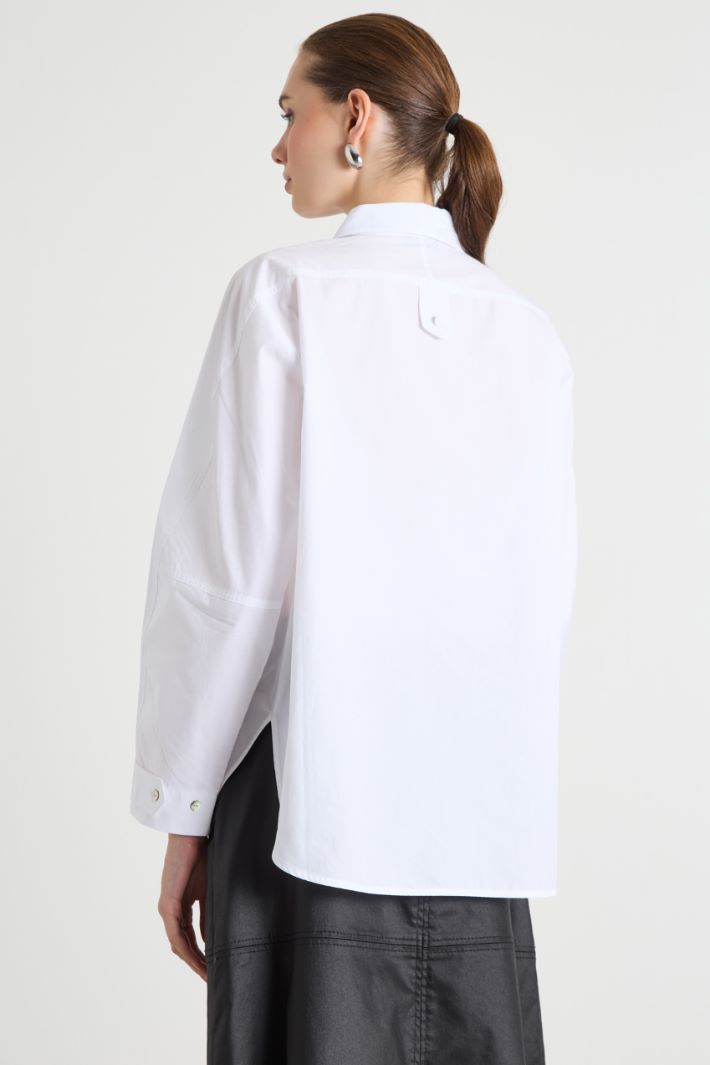Poplin shirt with floral appliqué Intrend - 4