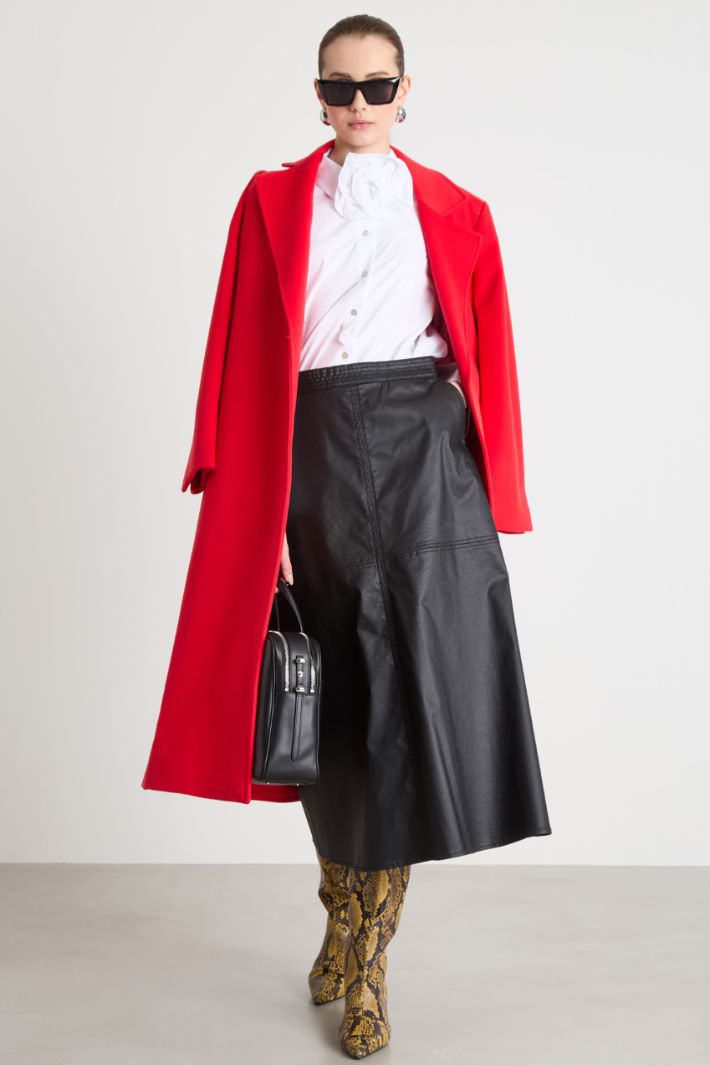 Poplin shirt with floral appliqué Intrend