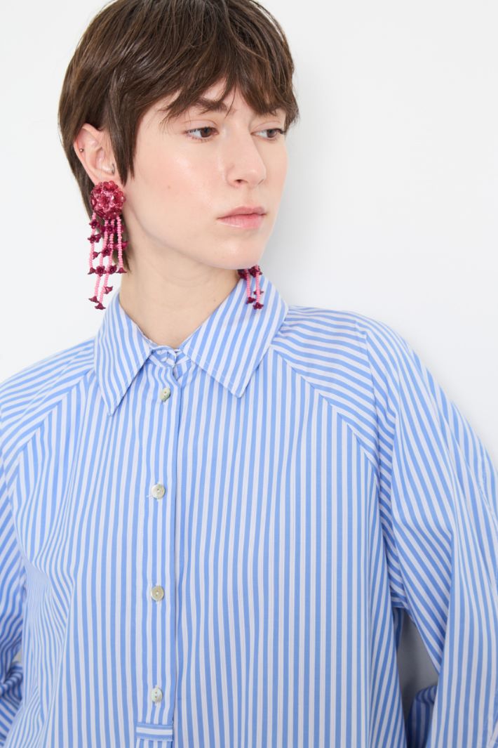 Poplin shirt with floral appliqué Intrend - 3