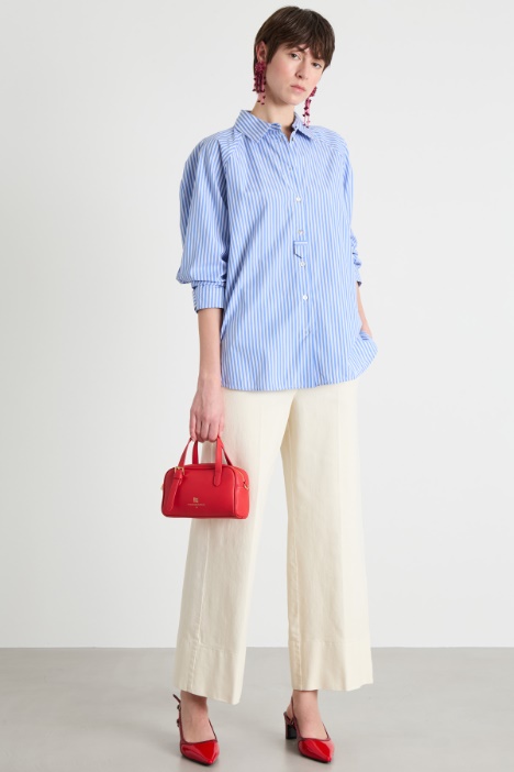 Poplin shirt with floral appliqué Intrend