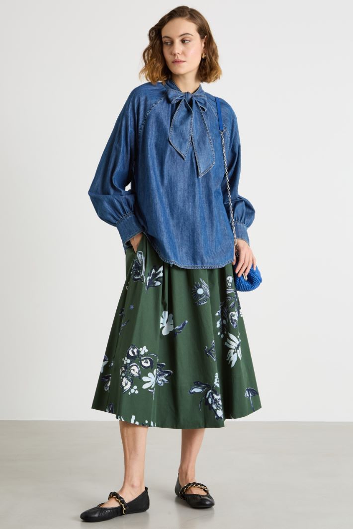 Denim blouse with self-tie scarf collar Intrend