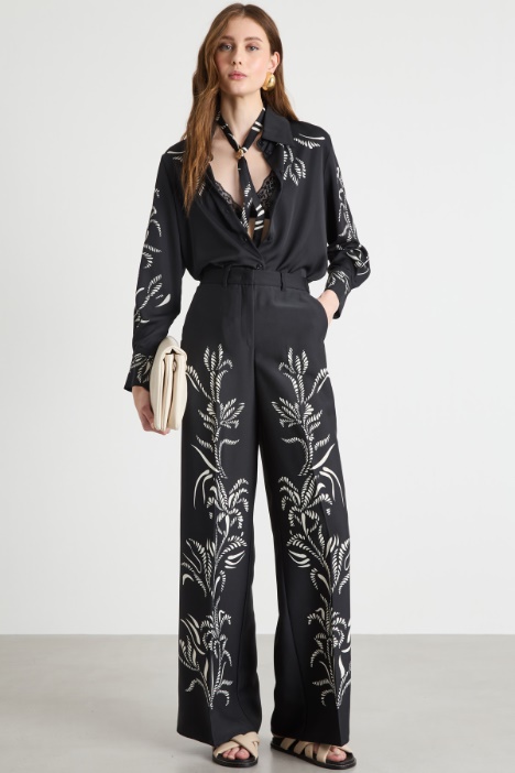 Blusa in raso stampato Intrend