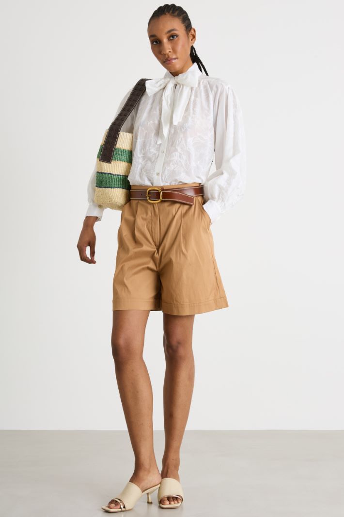 Embroidered muslin blouse Intrend