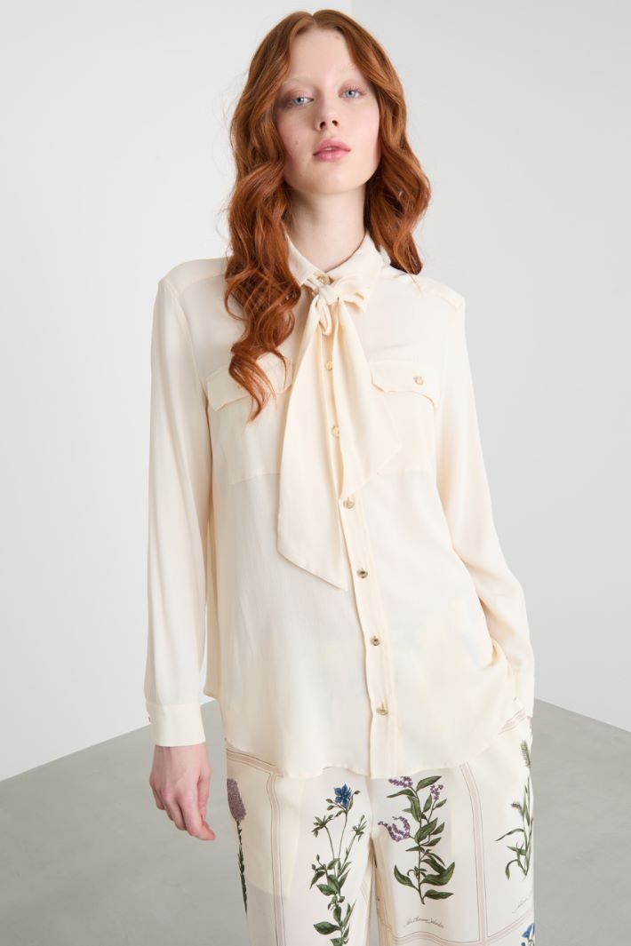 Crepe de chine blouse Intrend - 2