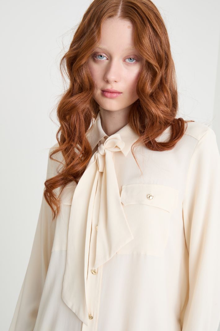 Crepe de chine blouse Intrend - 3