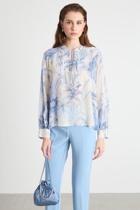 Blusa con colletto alla coreana Intrend