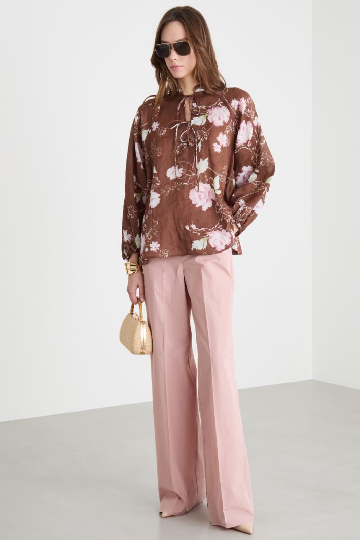 Blusa con nastri Intrend