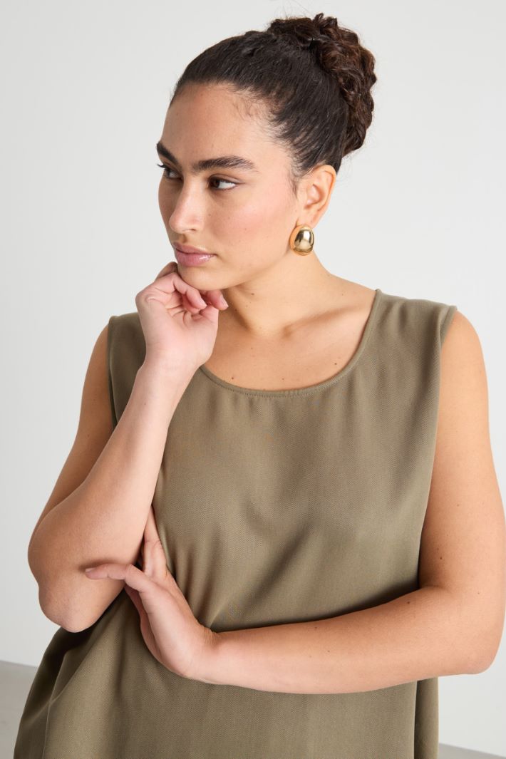 Loose-fit twill top Intrend - 3