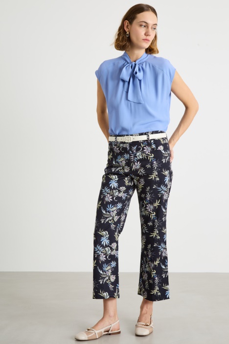 Scarf-collar blouse Intrend