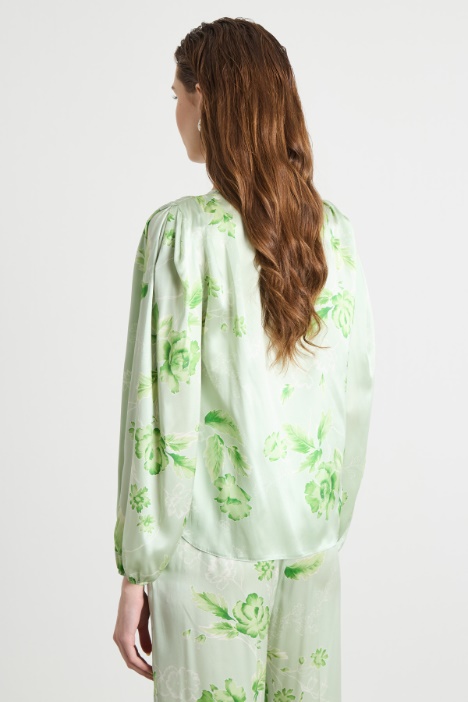 Blusa con scollo a V