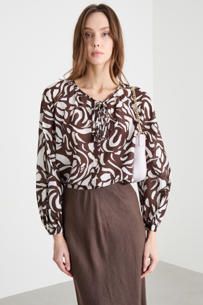 Tie-neck blouse Intrend - 2