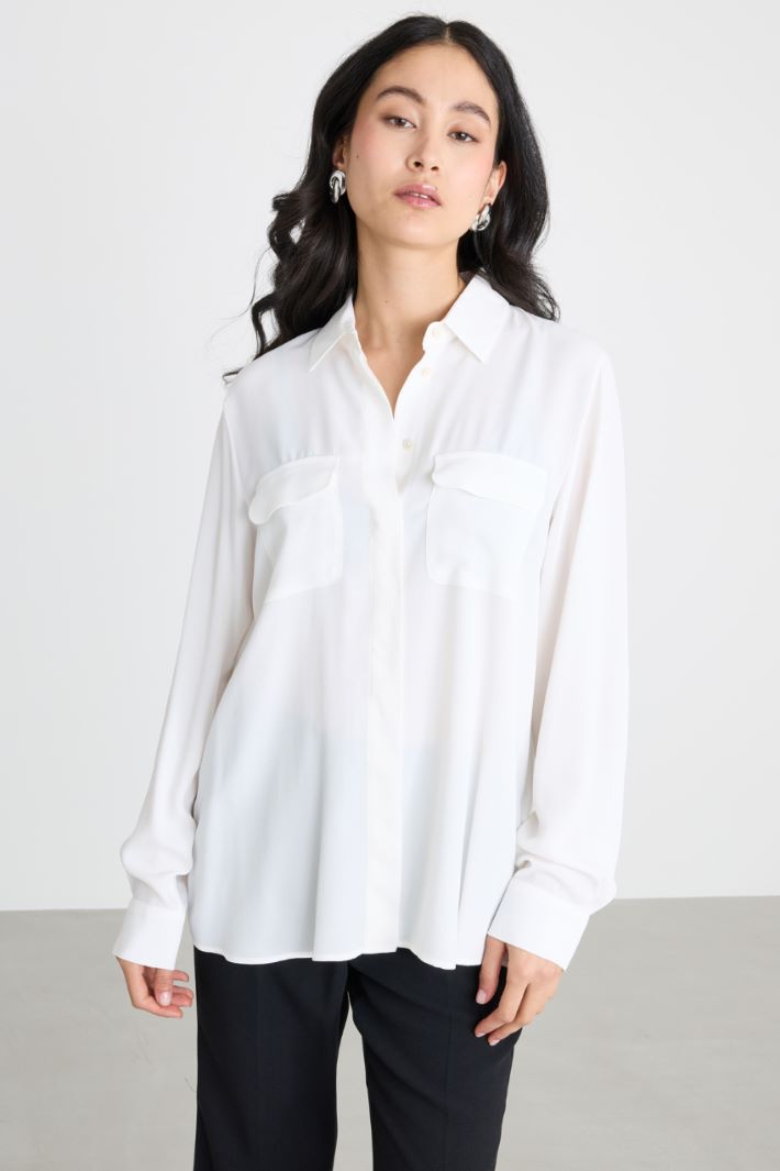 Camicia ampia con tasche Intrend - 2