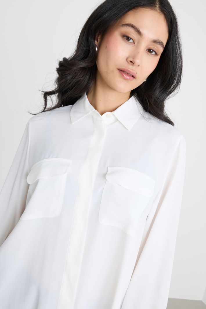 Camicia ampia con tasche Intrend - 3