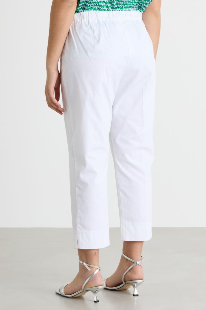 Slim-fit cropped gabardine trousers Intrend - 4