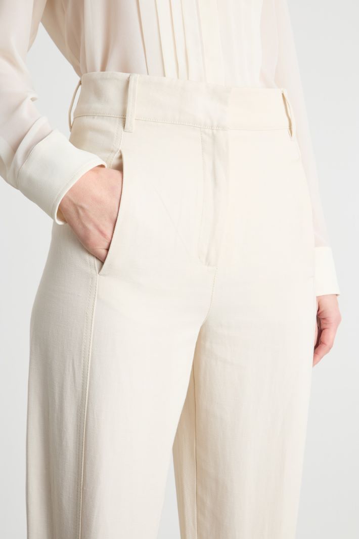 Wide-Leg Trousers Intrend - 3