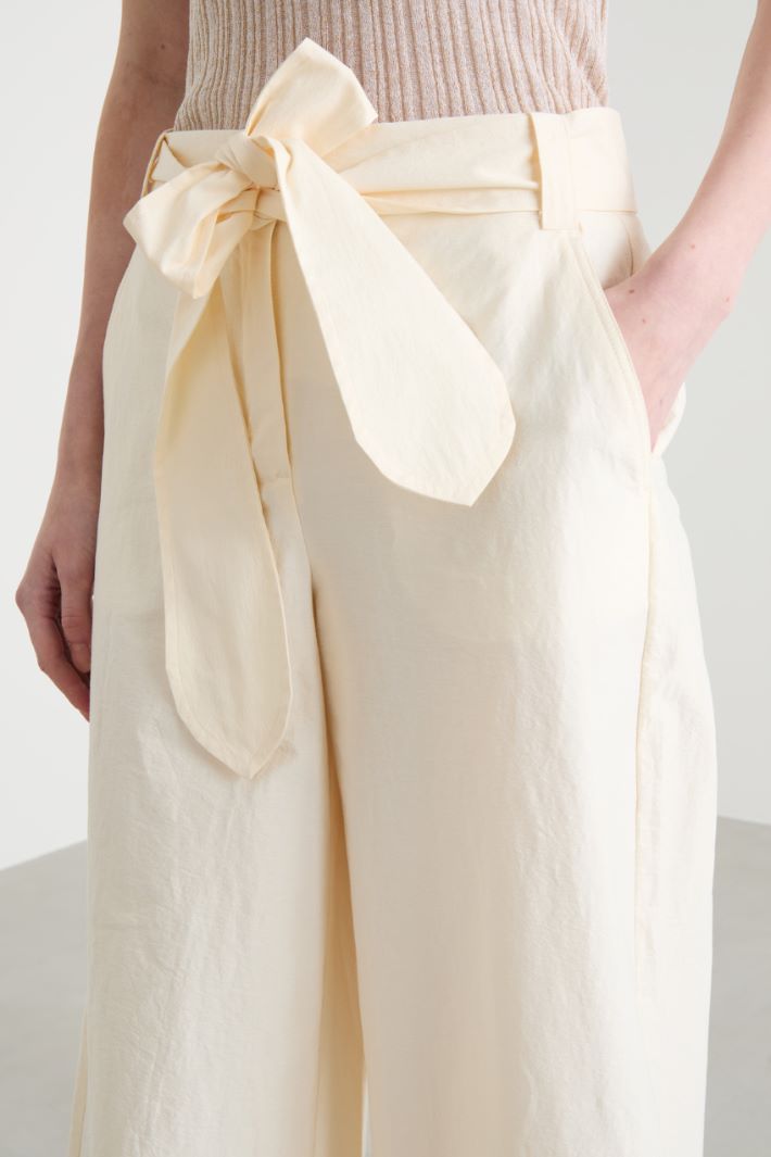 Belted palazzo trousers Intrend - 3