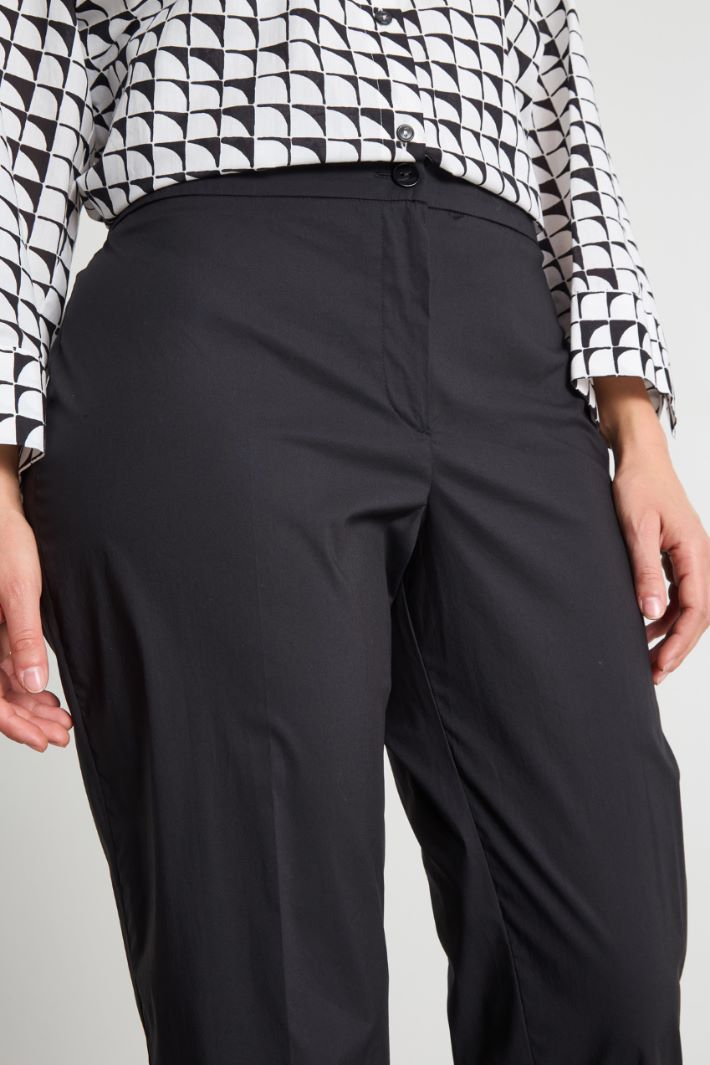 Slim-fit cropped trousers Intrend - 3