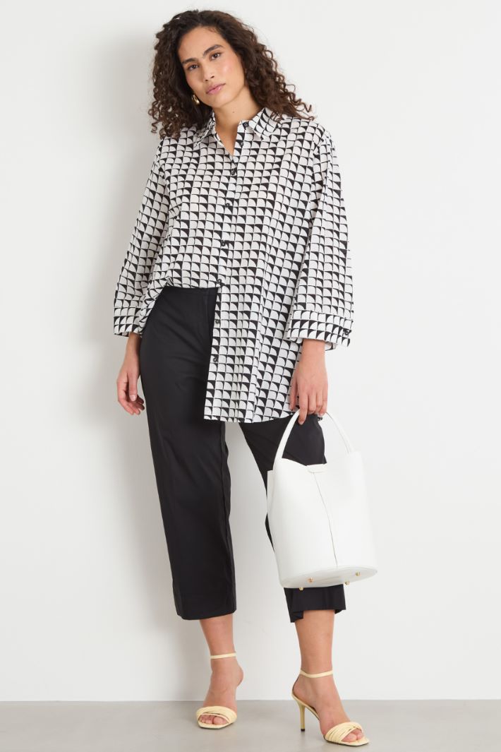 Slim-fit cropped trousers Intrend