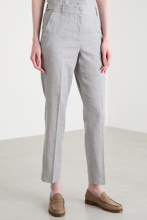 Pantalón pitillo de tela