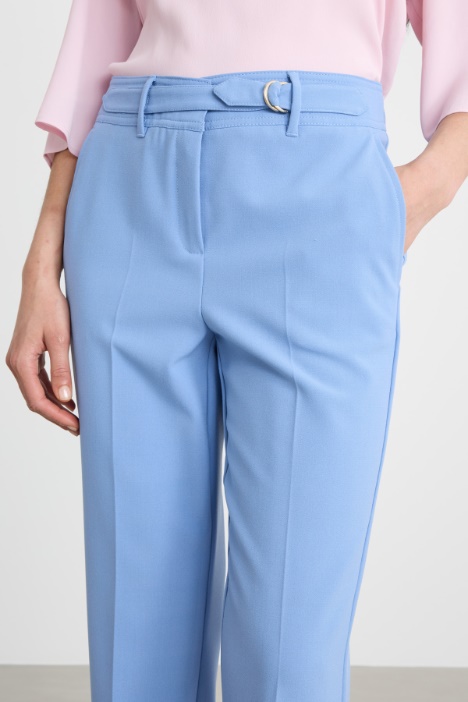 Pantalón cigarrillo de tela