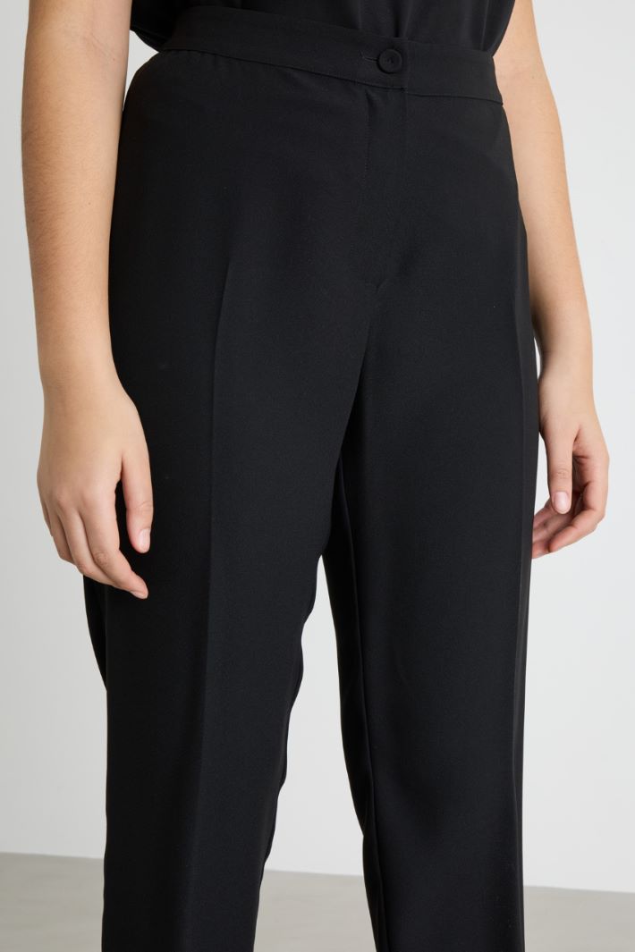 Pantalone slim in crepe opaco Intrend - 3