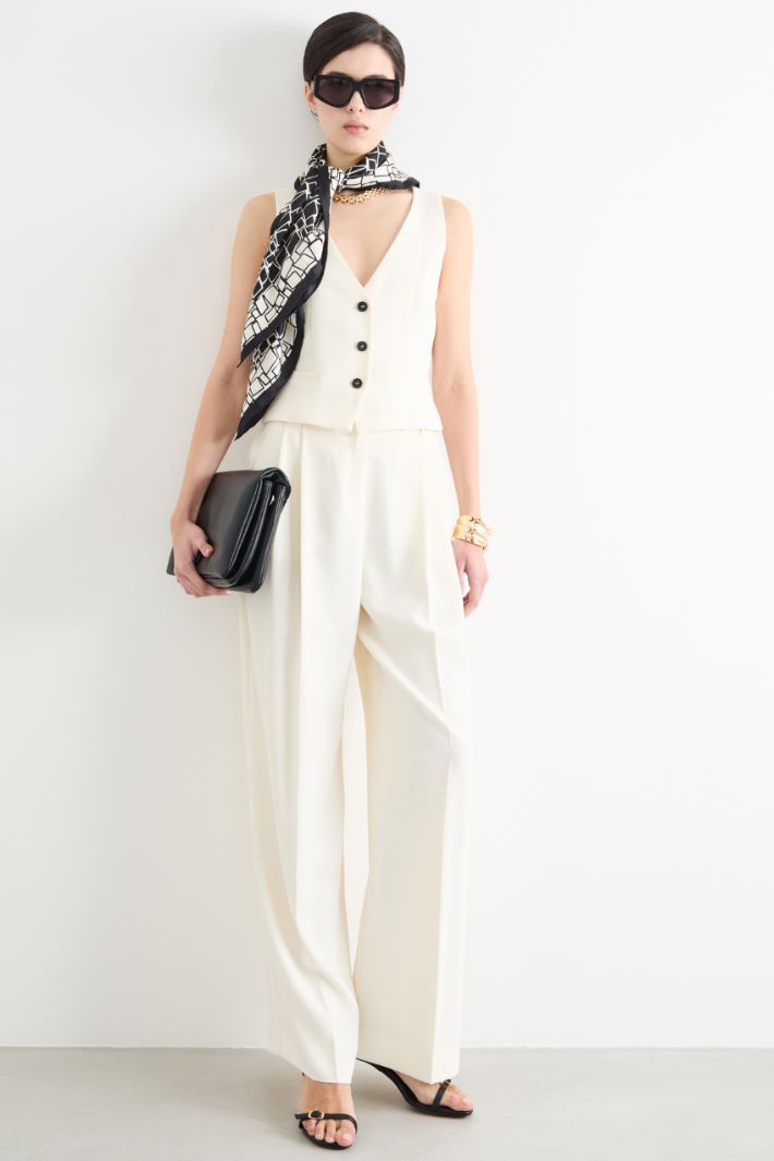 Wide-leg satin trousers Intrend