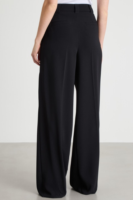 Pantalone ampio in raso