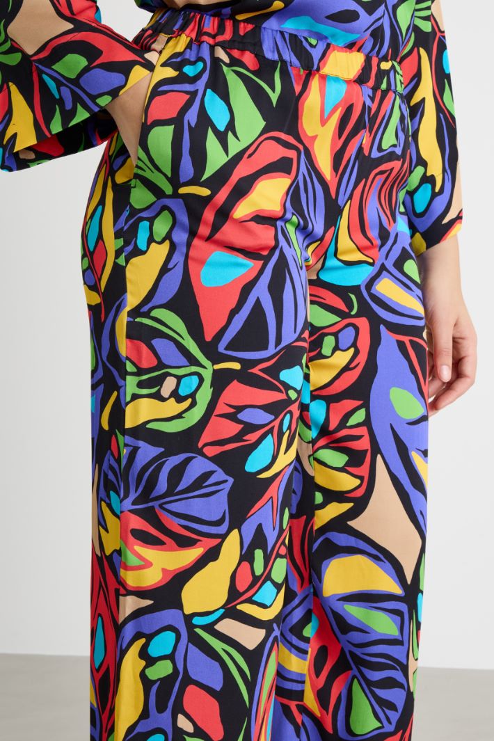 Printed satin jogging trousers Intrend - 3