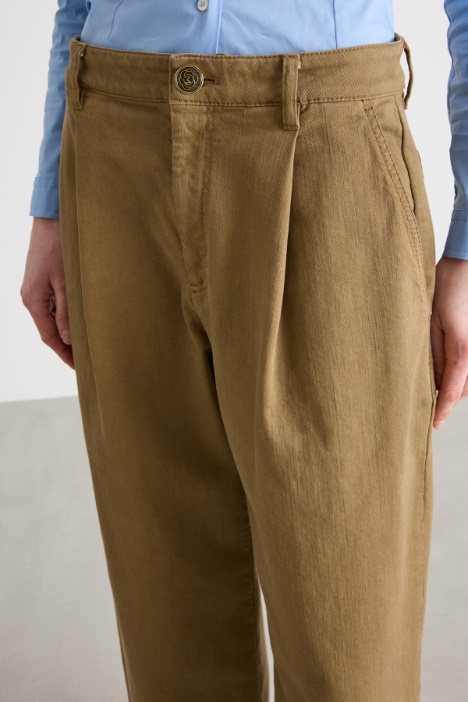 Pantalón amplio de bull