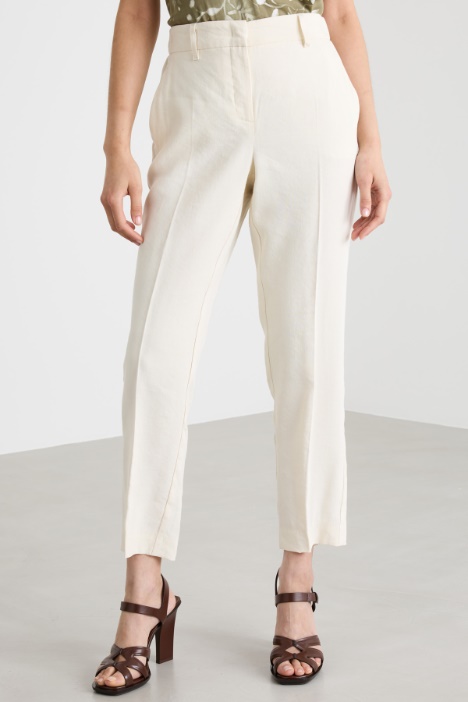 Pantalone slim con inserto elastico