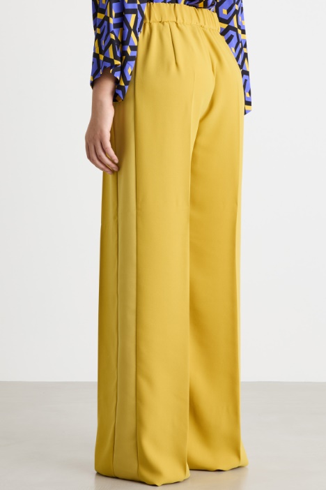 Pantalone ampio in crepe