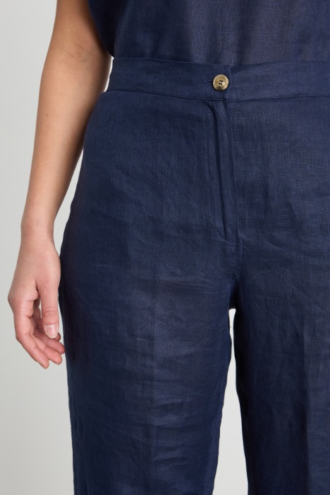 Pantalón acampanado con detalle elástico