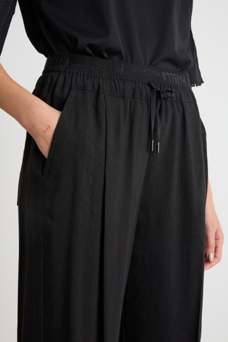 Pantalón recto con cordón ajustable