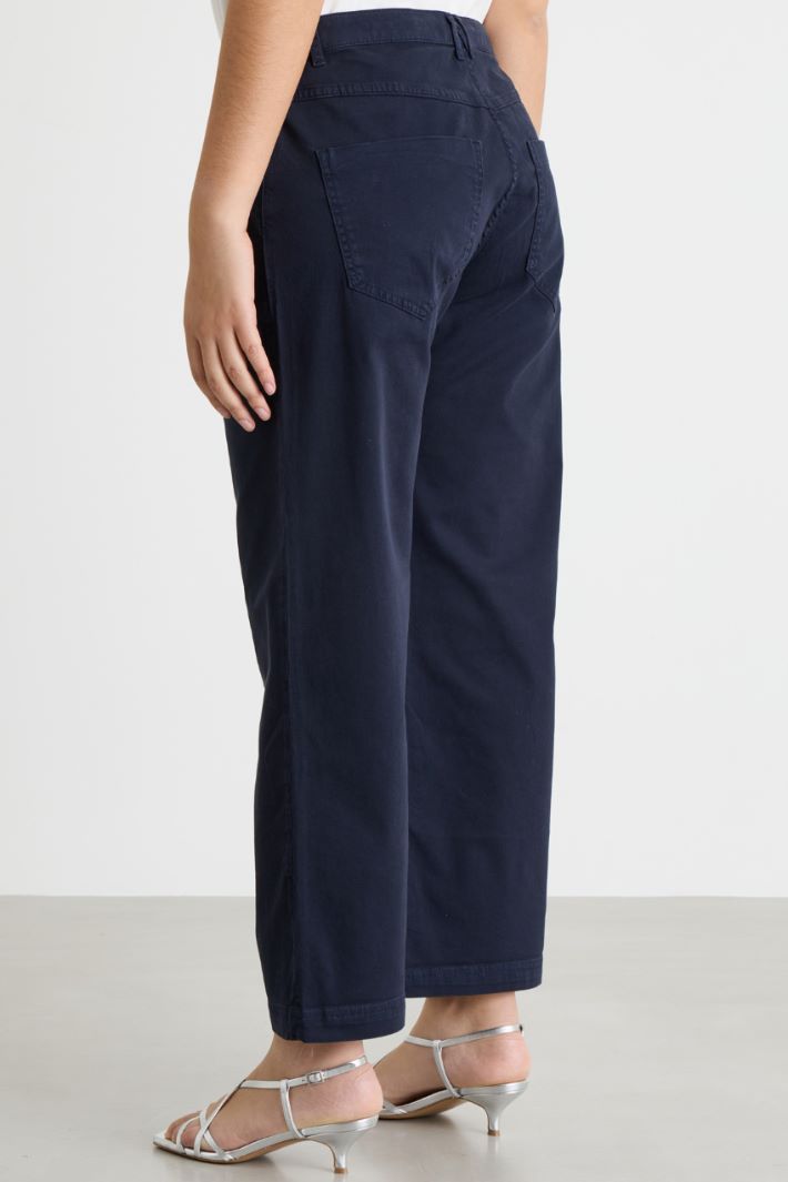 Slim-fit cropped trousers Intrend - 4
