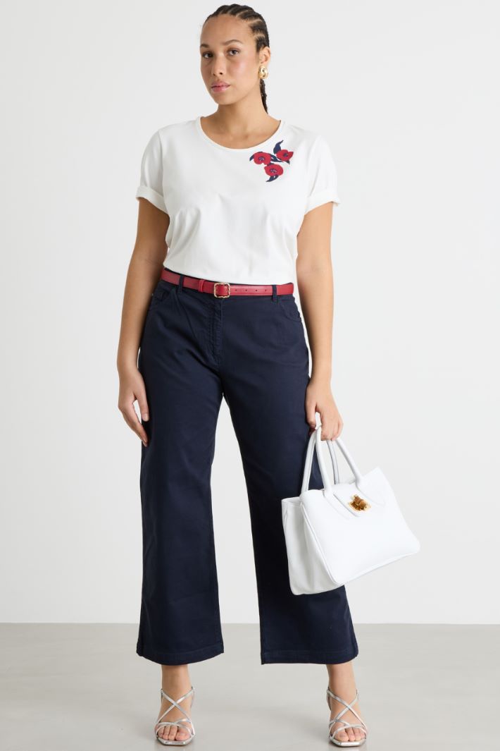Slim-fit cropped trousers Intrend