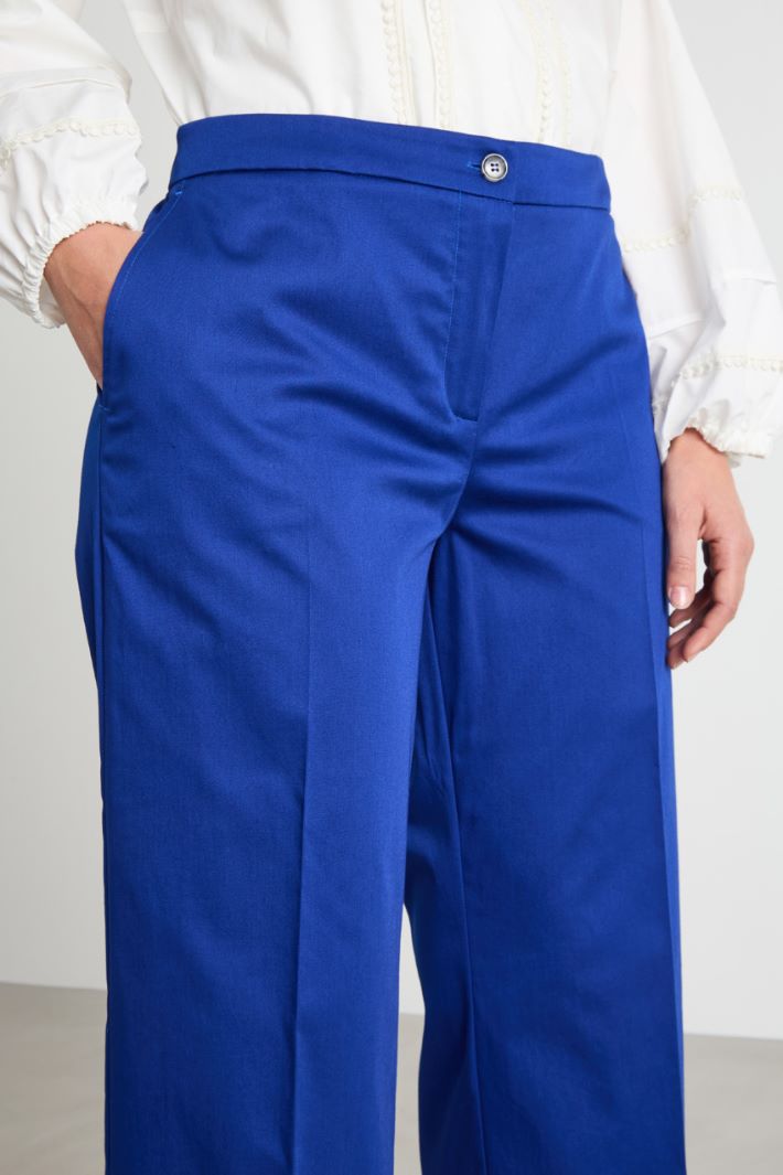 Cropped stretch-satin trousers Intrend - 3