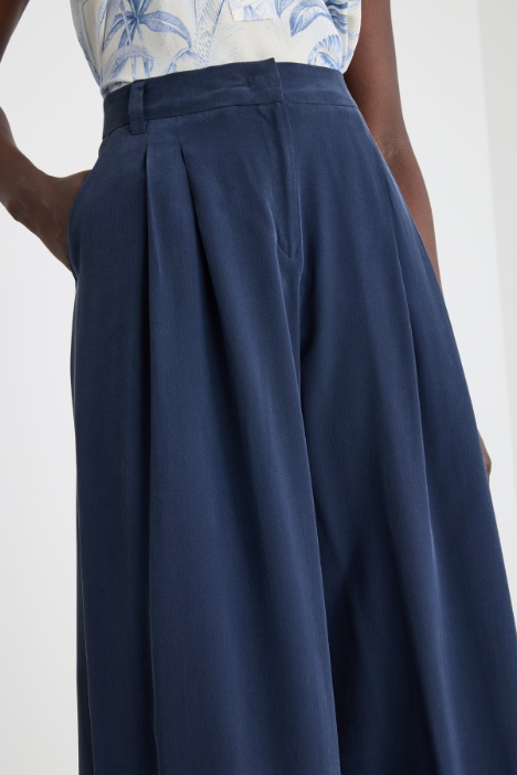 Pantalone fluido in crepe de chine