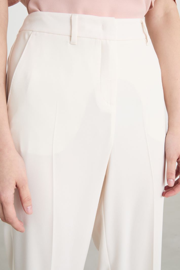 Floral-appliqué trousers Intrend - 3