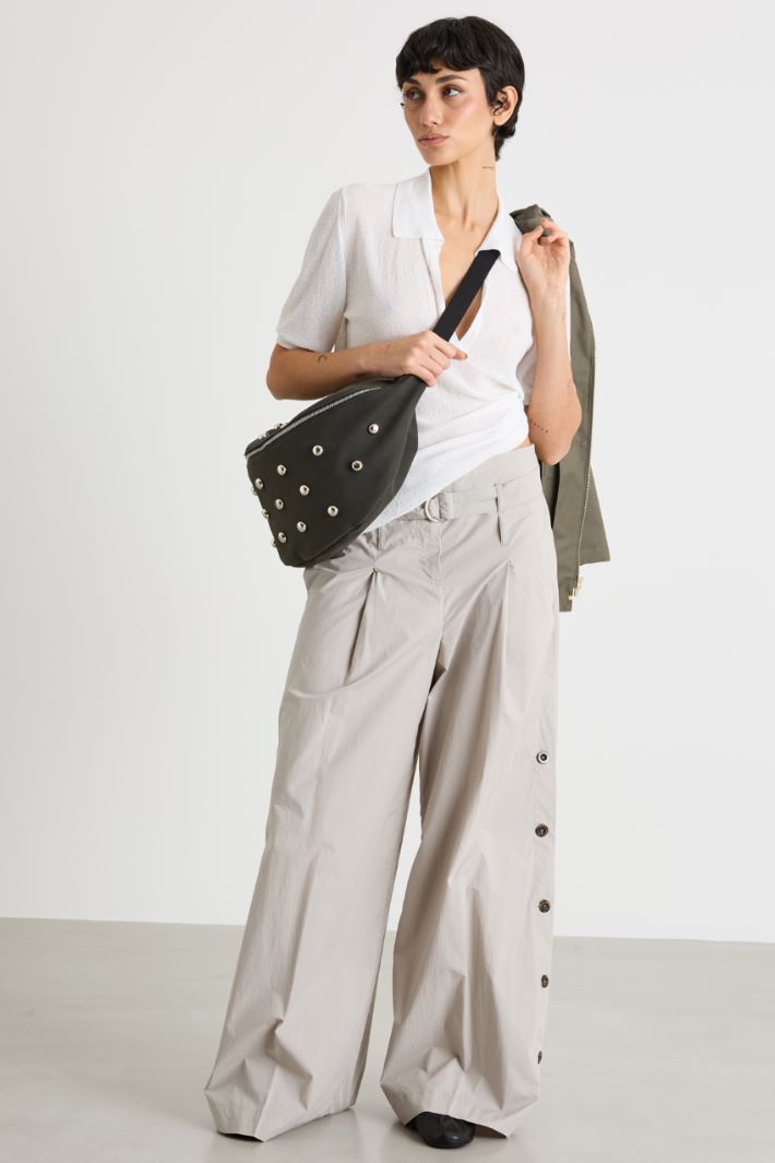 Split-side poplin trousers Intrend
