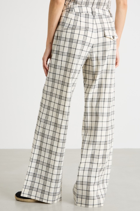 Pantalone dritto in stuoia stretch