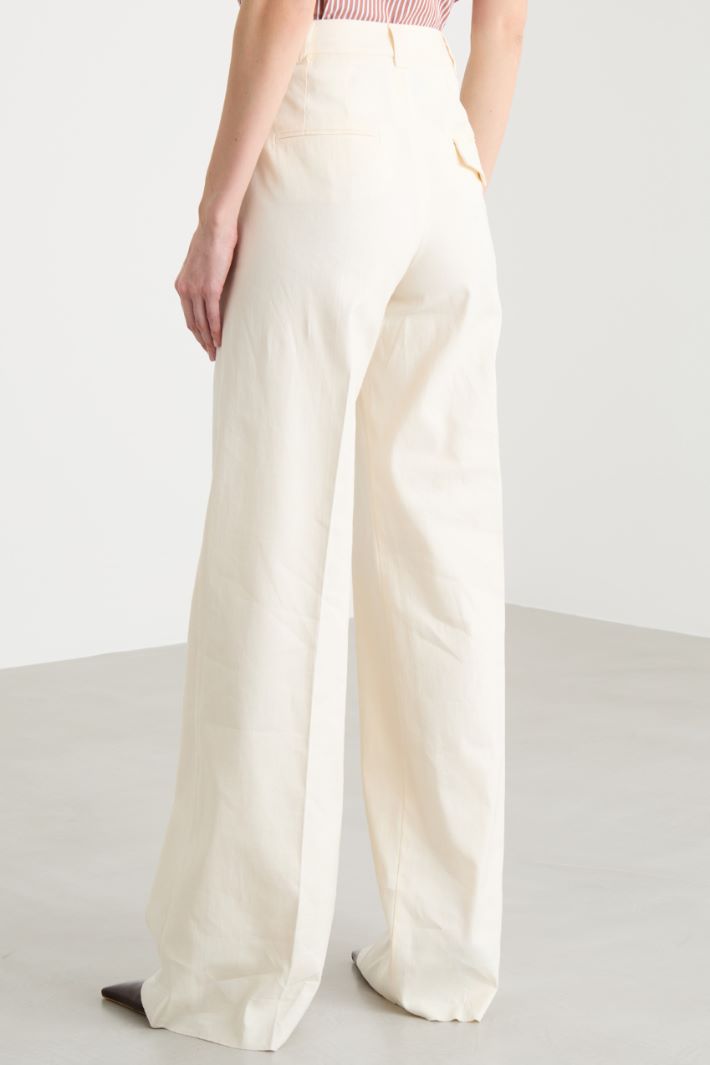 Straight trousers in stretch basketweave Intrend - 4