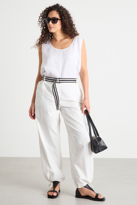 Belted trousers Intrend