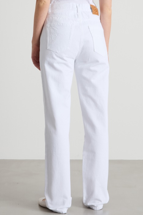 Pantalone dritto con tasche