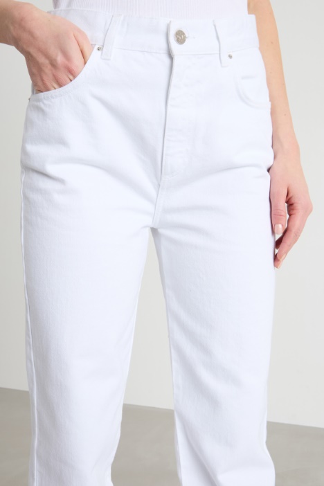Pantalone dritto con tasche