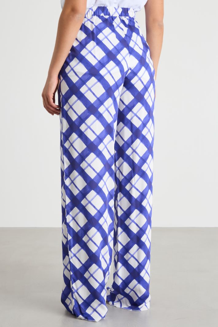 Printed satin trousers Intrend - 4