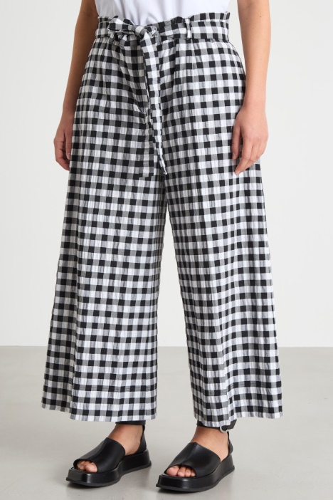 Pantalone crop in seersucker