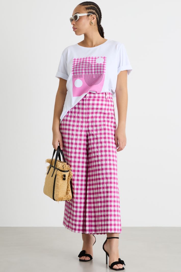Seersucker cropped trousers Intrend