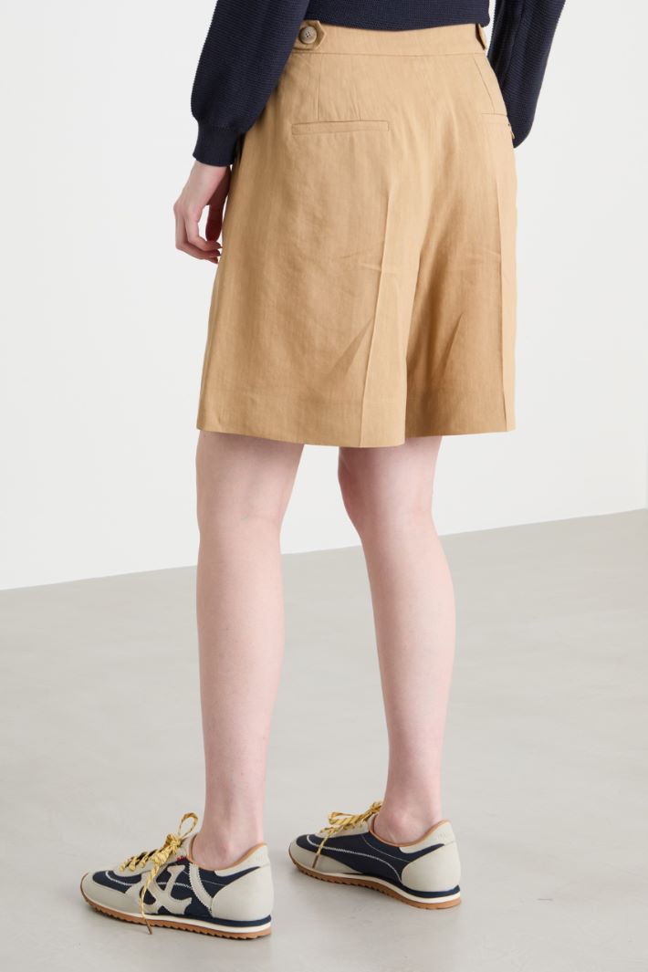 Pleated Bermuda shorts Intrend - 4