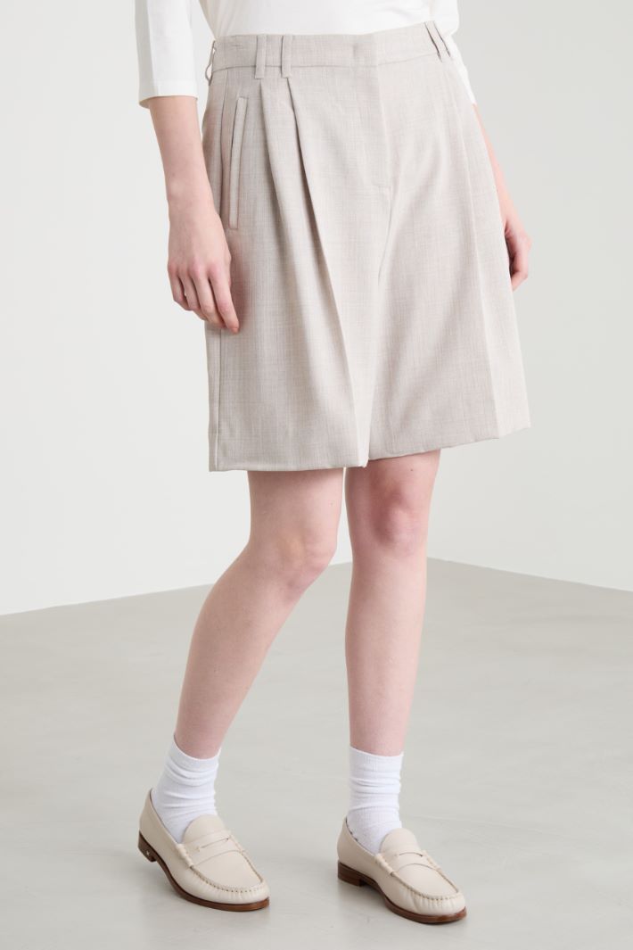 Stretch basketweave Bermuda shorts Intrend - 2