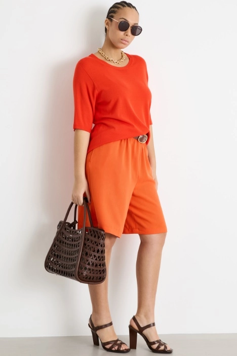 Fluid fabric Bermuda shorts - Intrend